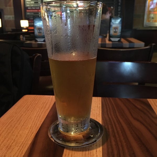 Photo taken at BJ&#39;s Restaurant &amp; Brewhouse by Martin H. on 7/9/2019