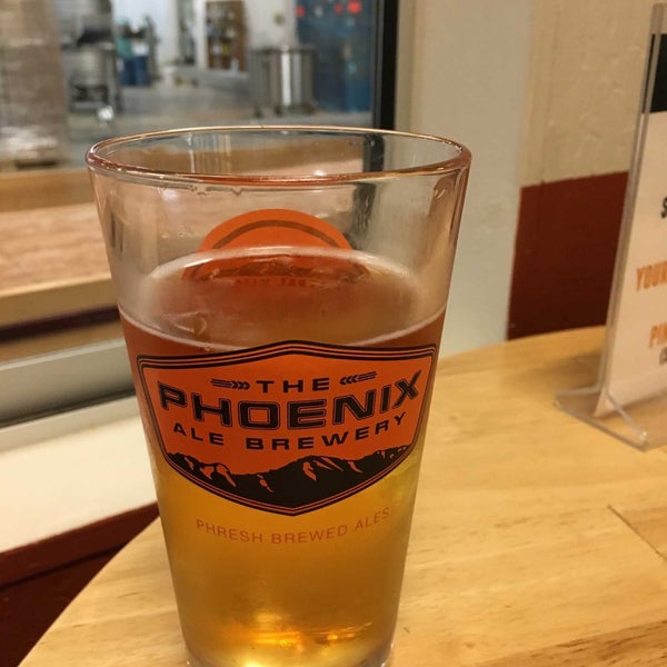 Foto scattata a The Phoenix Ale Brewery da Martin H. il 7/18/2019