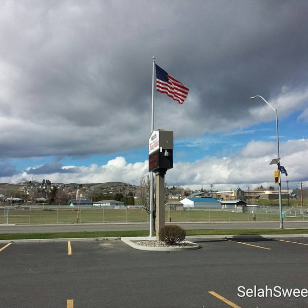 Helms True Value Hardware Selah Wa