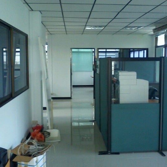 Офис 202. Бизнес центр пасифик владивосток некрасовская 36б. Высота потолков в паркинге. Офис 202. Москва, ул.