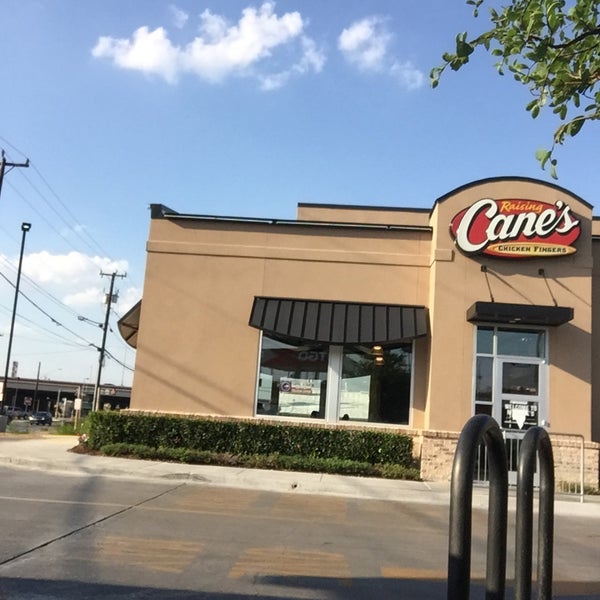 Photo taken at Raising Cane&#39;s Chicken Fingers by TJ M. on 6/29/2016