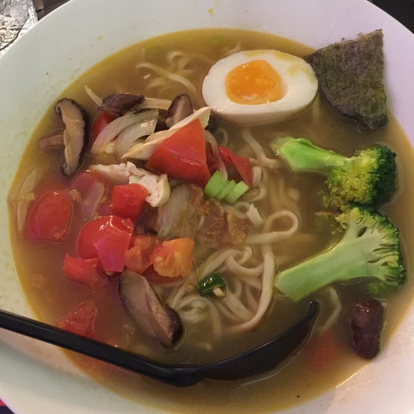 Sr Noodles Ramen Restaurant In L Antiga Esquerra De L Eixample