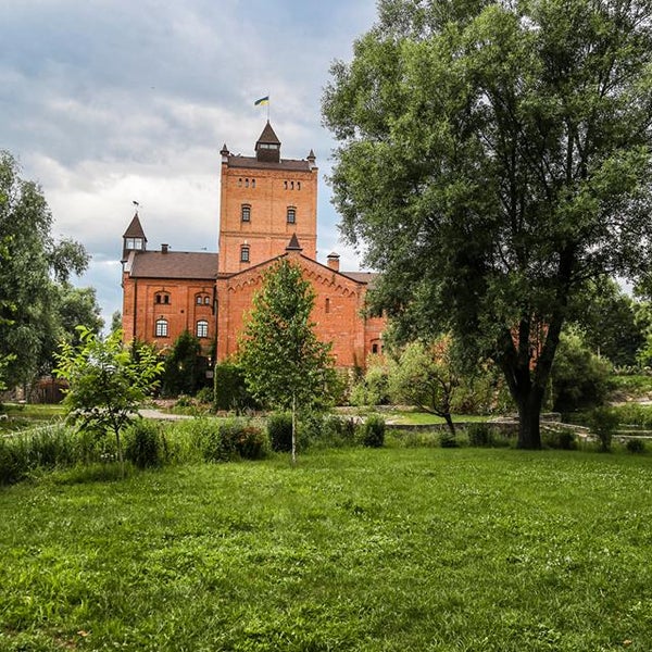 Das Foto wurde bei Замок Радомиcль / Radomysl Castle von Замок Радомиcль / Radomysl Castle am 11/1/2013 aufgenommen