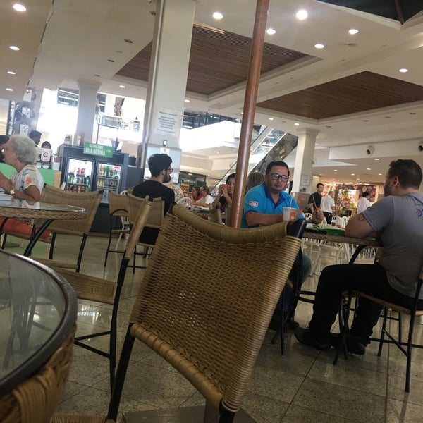 4/26/2018 tarihinde Andre Luiz R.ziyaretçi tarafından Villa Romana Shopping'de çekilen fotoğraf