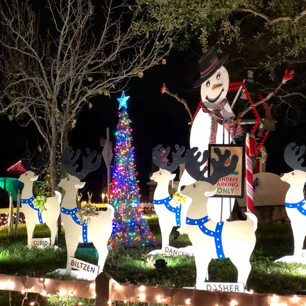 Windcrest Neighborhood Of Lights Northeast San Antonio 3 tips