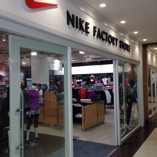 Nike Factory Store 海岸通 0 Tips Nike Factory Store 海岸通 0 Tips