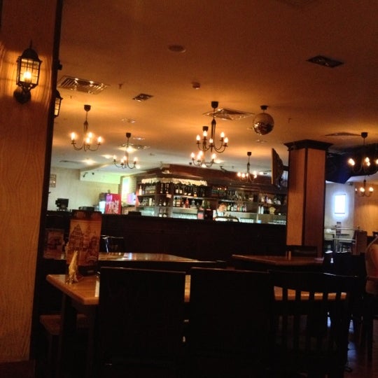 Photo taken at Ресторан - пивоварня Welten by Masazumi O. on 10/9/2012