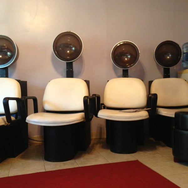Shiggy Shears Hair Salon in Fort Washington