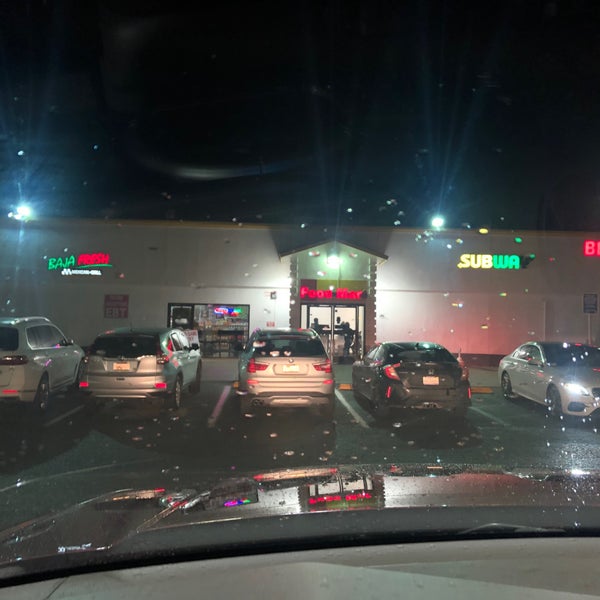 Shell Fuel Station in Coalinga