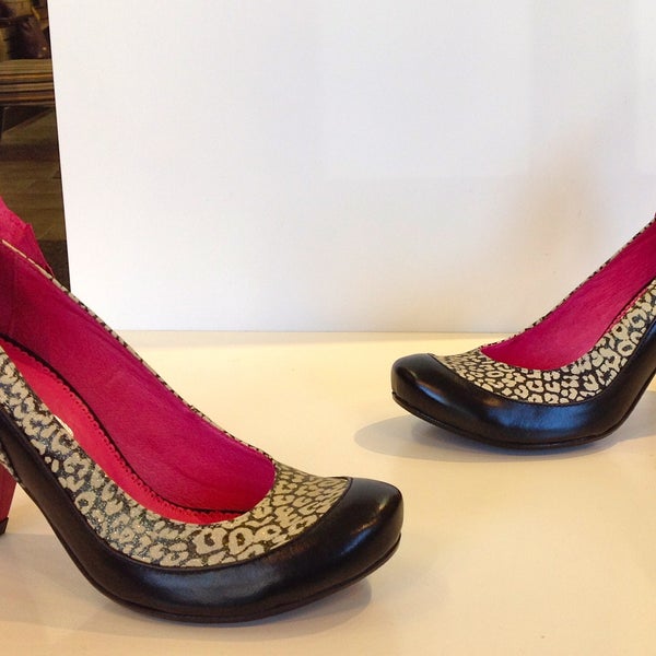 max footwear online shopping