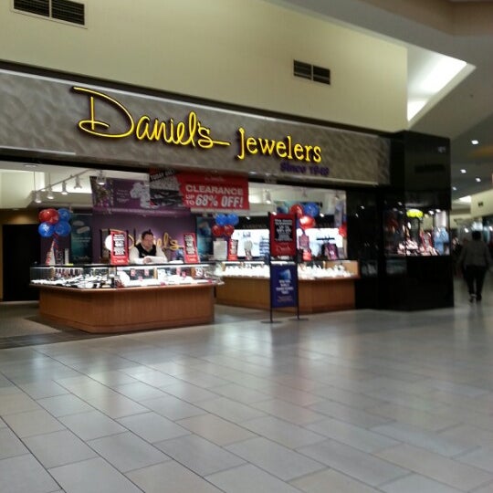 Danielsjewelers shop
