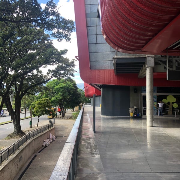 Foto tirada no(a) Parque Explora por Ixuh M. em 6/22/2019