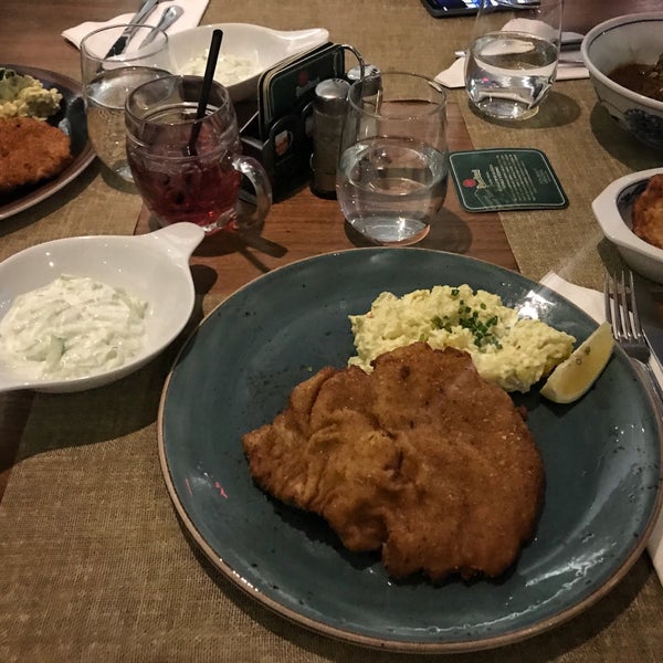 2/18/2018 tarihinde Hana K.ziyaretçi tarafından Bohemian Spirit Restaurant'de çekilen fotoğraf