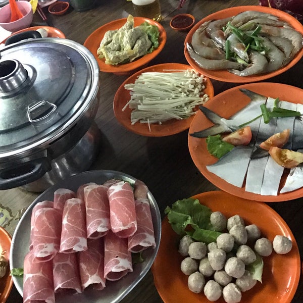 Photos At Yukee Seafood Steamboat Gerai 4 Jalan Shahbandar 83000 Batu Pahat