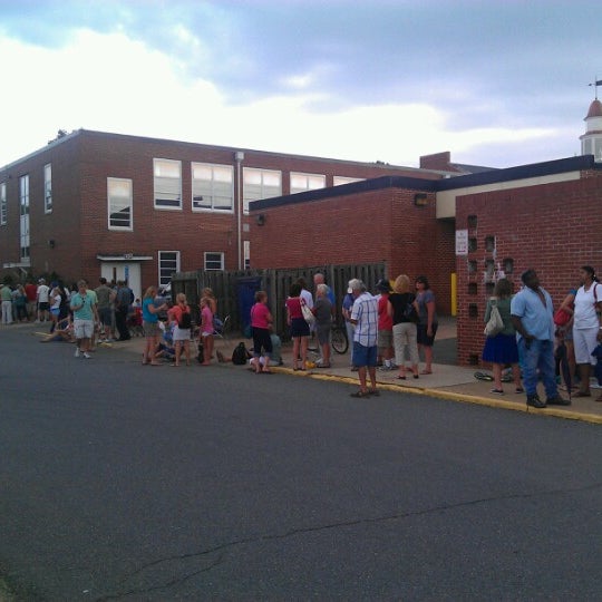 Loudoun County High School 415 Dry Mill Rd SW