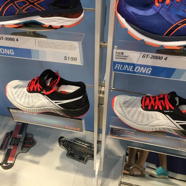 Самый Большой Магазин Asics В Москве