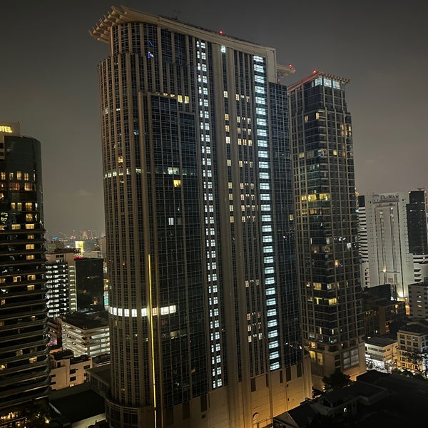 Снимок сделан в Hotel Indigo Bangkok Wireless Road пользователем Dolphin P. 2/1/2024