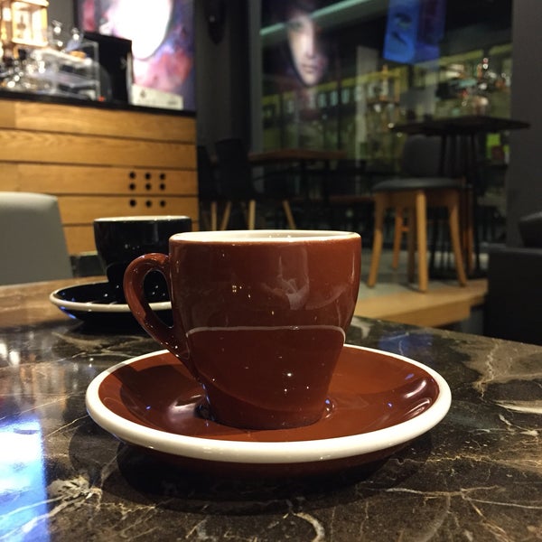 Photo taken at Two Cups Coffee by Önder K. on 5/11/2019