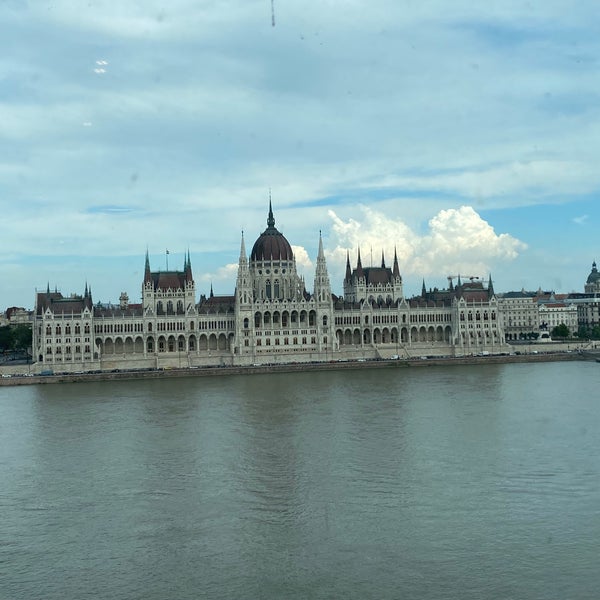 6/13/2022 tarihinde Marián D.ziyaretçi tarafından Novotel Budapest Danube'de çekilen fotoğraf