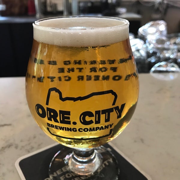 Foto diambil di Oregon City Brewing Company oleh Patrick M. pada 6/30/2019