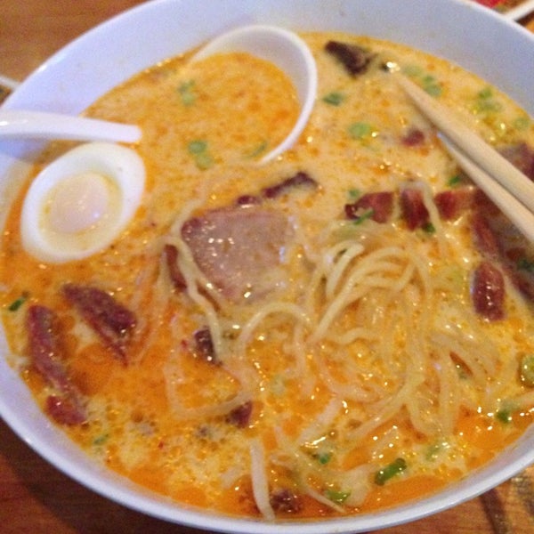 4/29/2014 tarihinde Vera D.ziyaretçi tarafından Foo Dog: Asian Street Food'de çekilen fotoğraf