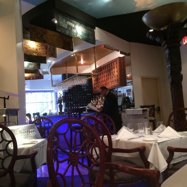 10/25/2014にAlex A.がSapphire Indian Cuisineで撮った写真