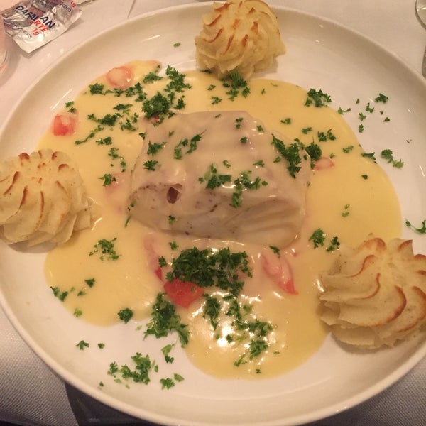 Das Foto wurde bei Restaurant Maritime von Gökhan am 4/25/2017 aufgenommen
