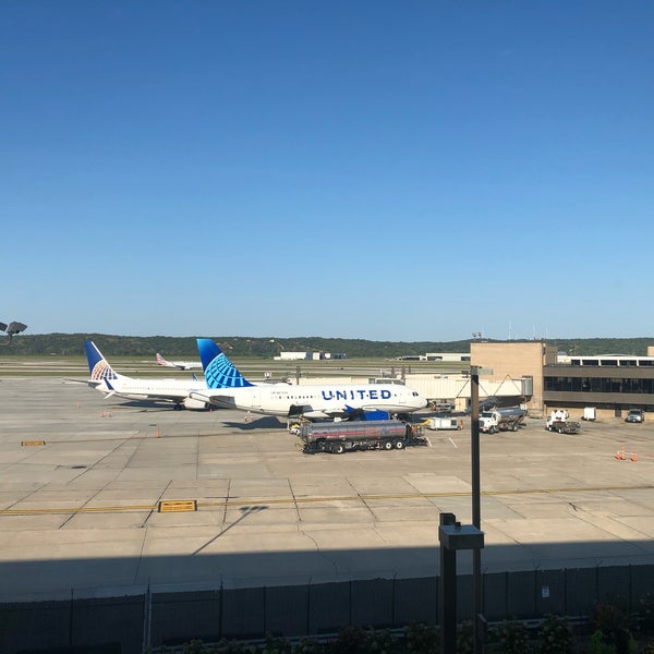 Hertz East Omaha 4501 Abbott Drive N E