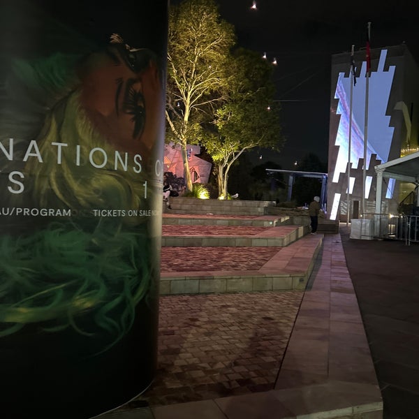 Foto diambil di Federation Square oleh Meepok D. pada 5/1/2023