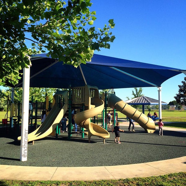 Meadow Woods Park Park in Orlando