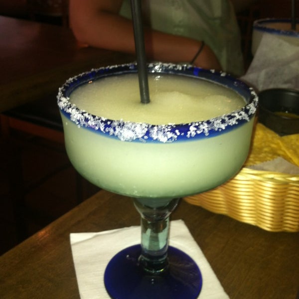 Das Foto wurde bei Taco Loco Mexican Restaurant, Catering, and Food Trucks von Linda G. am 7/3/2014 aufgenommen