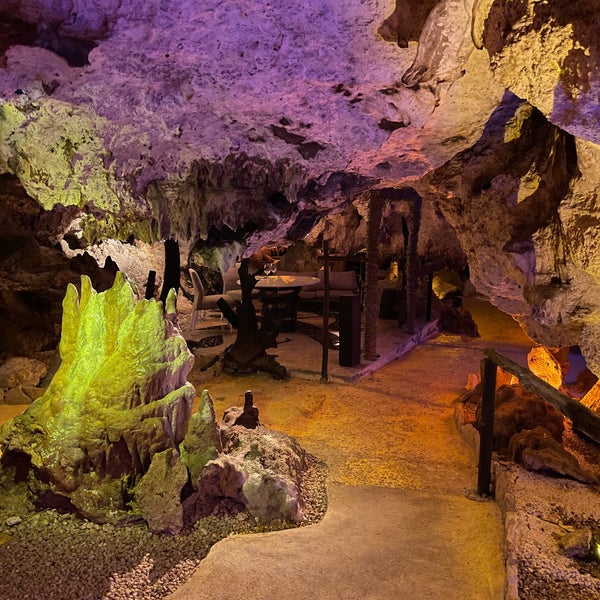 Really beautiful caverns - go on a self guided tour after your meal. The food is just okay - you're really paying for the ambiance.