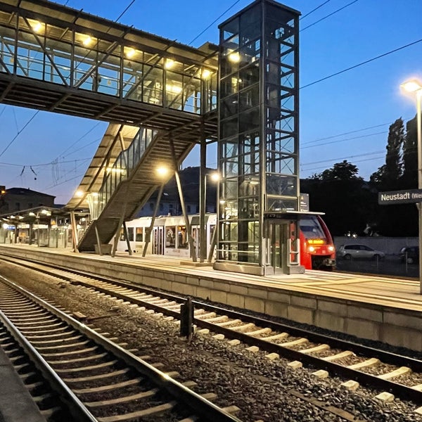 Neustadt (Weinstr) Hauptbahnhof Bahnhof Neustadt (Weinstr) Hauptbahnhof Bahnhof