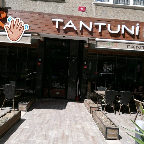Photo taken at MR Tantuni | Cafe by Murat on 5/13/2019