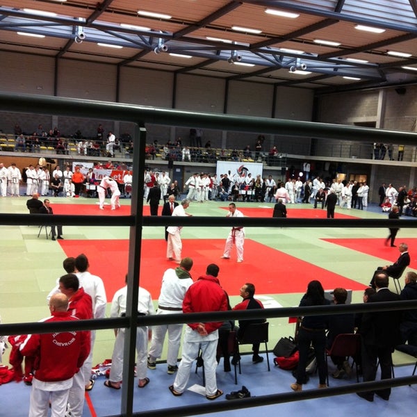 Centre Omnisports РІРёС€Рё