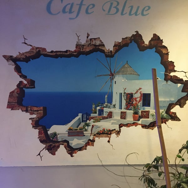 รูปภาพถ่ายที่ Blue Cafe โดย Yıldırım เมื่อ 10/12/2019