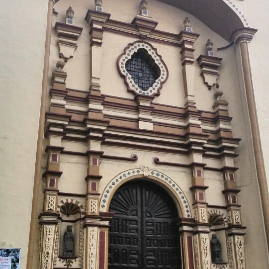 Iglesia Santa Veracruz - Church Iglesia Santa Veracruz - Church