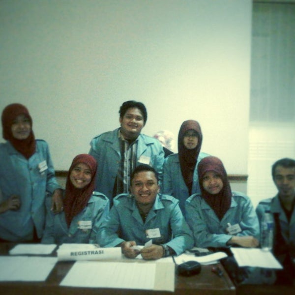 Gedung Rektorat UNS - College Administrative Building in Surakarta