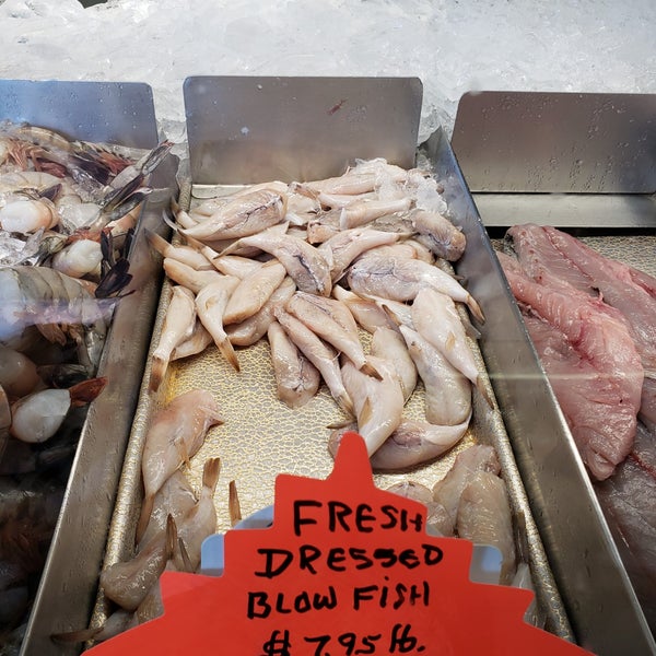 Lobster house fish sale market