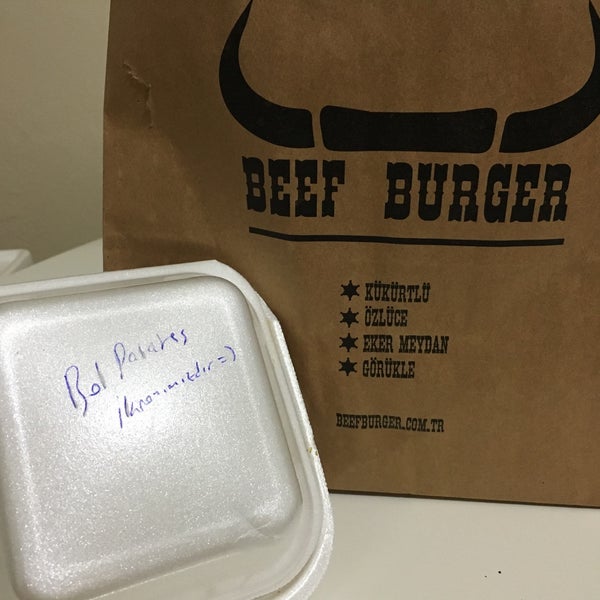 3/21/2016 tarihinde Can C.ziyaretçi tarafından Beef Burger'de çekilen fotoğraf