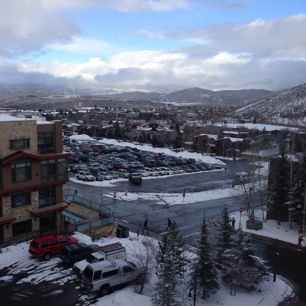 Photo taken at Marriott&#39;s MountainSide by Jess G. on 1/8/2014
