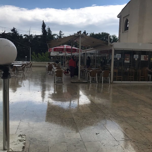 Photo taken at Şahane Cafe&amp;Restaurant by Ayşenur on 5/8/2019