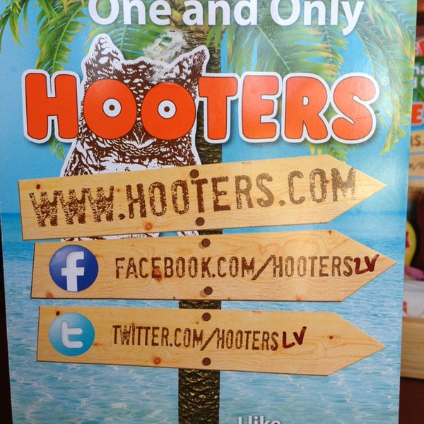 Photo taken at Hooters by Rex D. on 2/23/2013