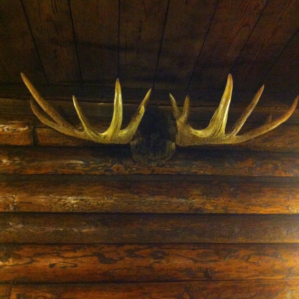 Архангельск бар на бревне. Ресторан из бревна. Ресторан из бревна. Ресторан бревно. Ресторан бревно авдеевка.