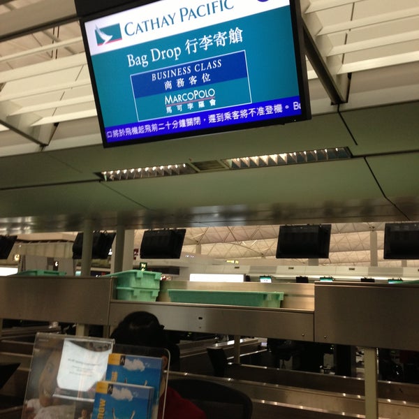 Self-service facilities for check-in and baggage | Airport | Cathay Pacific