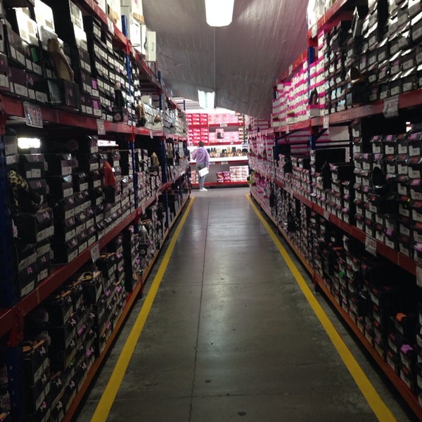 Price Shoes Vallejo Gran tienda