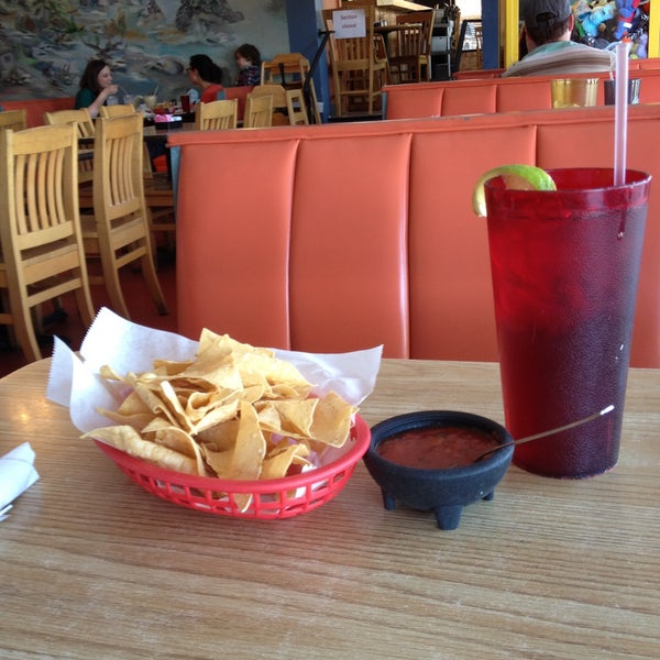 4/12/2013 tarihinde Steven R.ziyaretçi tarafından La Posada Mexican Restaurant'de çekilen fotoğraf
