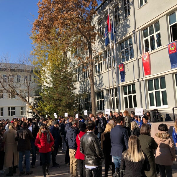 รูปภาพถ่ายที่ TED Üniversitesi โดย Sırma เมื่อ 11/24/2018