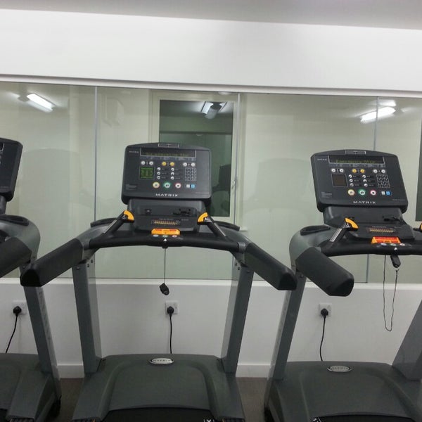 Резиденция фитнес клуб троицк