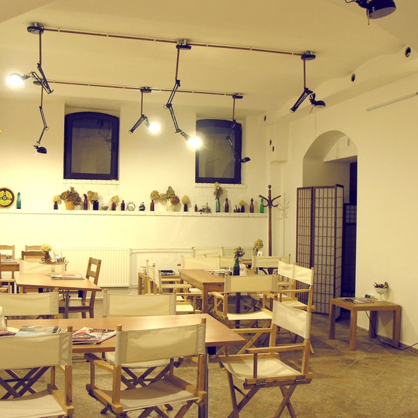 รูปภาพถ่ายที่ Hanza Café โดย Hanza Café เมื่อ 4/2/2014